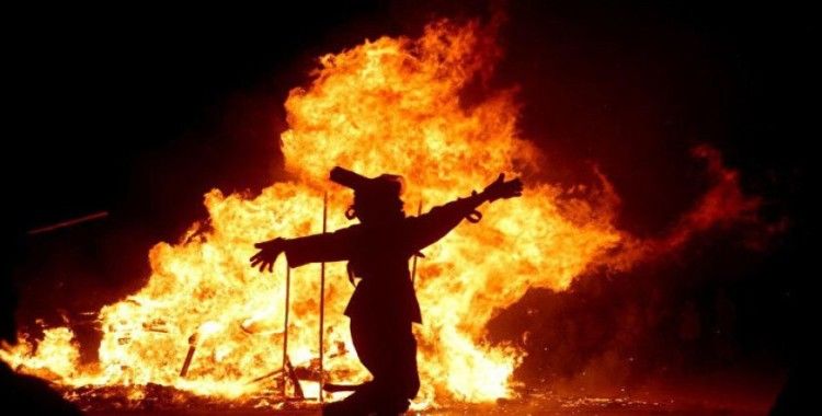 İran'da 'Çarşamba Suri' hazırlığı: 15 ölü, 372 yaralı