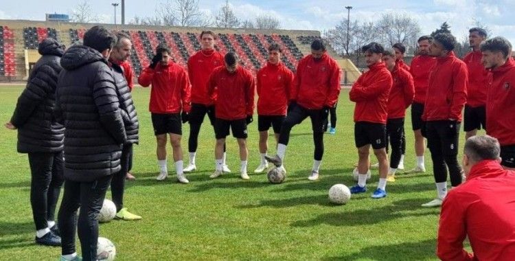 Uşakspor kötü gidişe dur demek istiyor