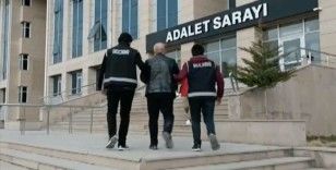 Adıyaman'da yıkılan sitenin müteahhidi İran'a gitmeye çalışırken yakalandı