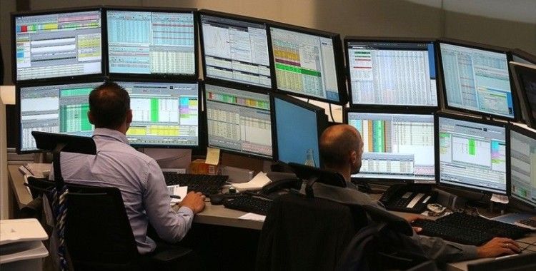 Avrupa borsalarında Credit Suisse'le başlayan panik derinleşiyor