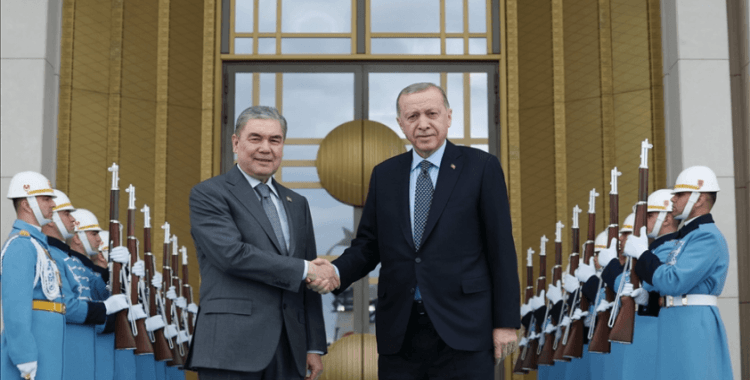 Cumhurbaşkanı Erdoğan, Türkmenistan Halk Maslahatı Başkanı Berdimuhamedov ile görüştü