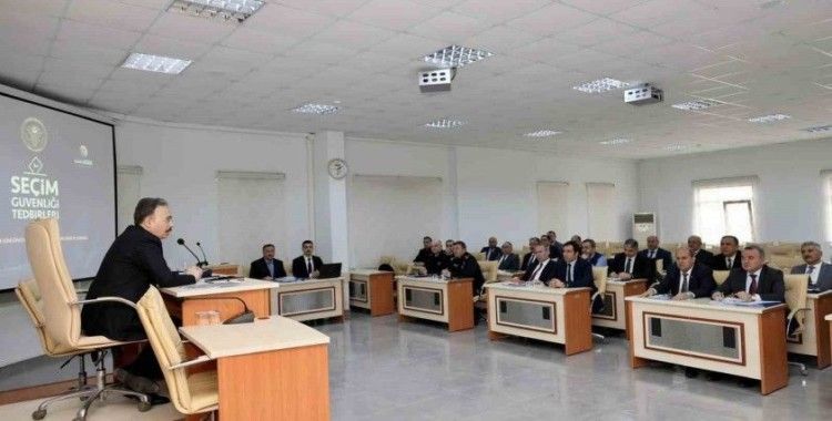 Bilecik’te ‘Seçim Güvenlik Tedbirleri Toplantısı’ yapıldı