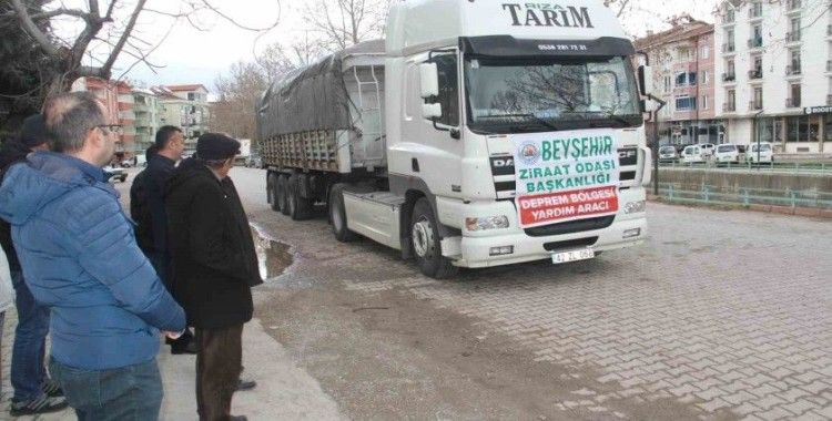 Beyşehir’den deprem bölgesine yem yüklü 3. tır yola çıktı