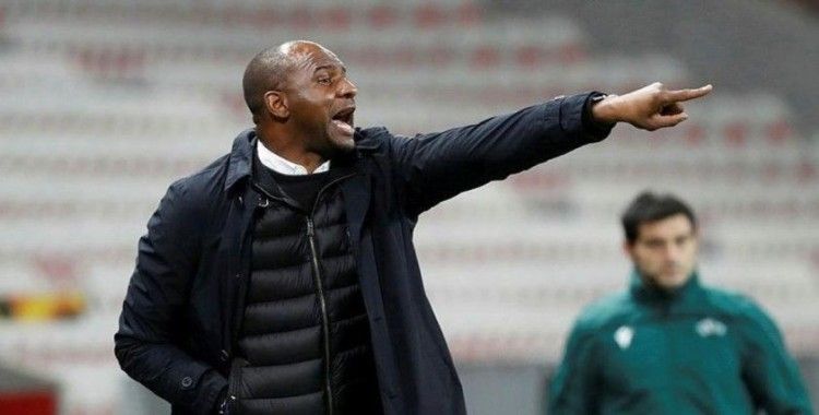 Patrick Vieira Crystal Palace’tan ayrıldı