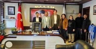 Kaymakam Topsakaloğlu’dan deprem mesaisi harcayan personele plaket
