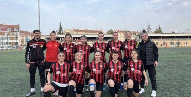 Eskişehirspor’un yeni sezon fikstürü belli oldu
