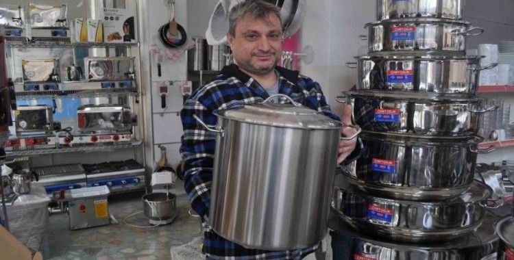 Tencere satan esnafın Ramazan ayıyla ilgili ticari bir beklentisi kalmadı
