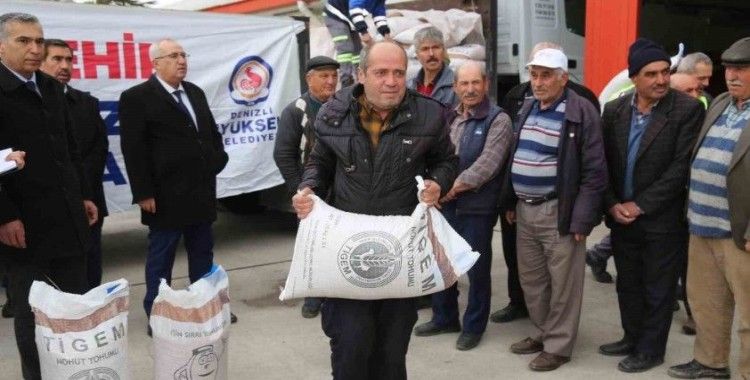 Çamelili çiftçilere tohum desteği sürüyor
