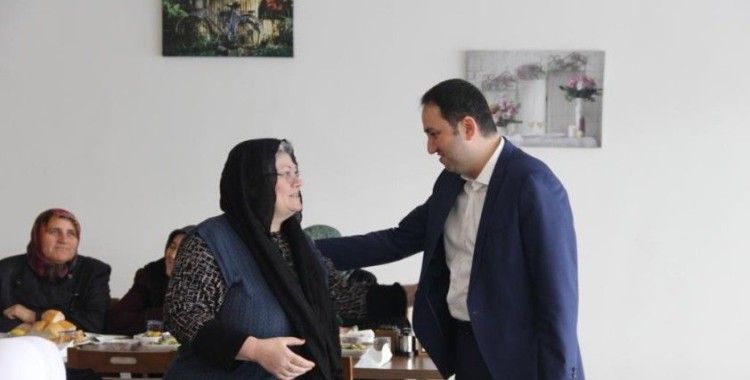 Bolvadin’de şehit aileleri ve gaziler onuruna yemek verildi
