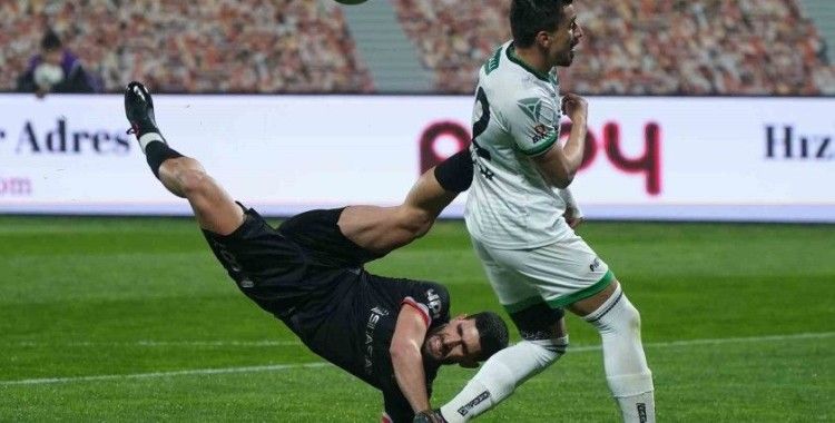 Denizlispor, İstanbul’dan puansız dönüyor
