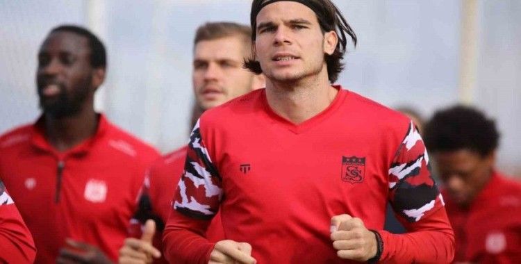 Sivasspor’da Charisis şoku
