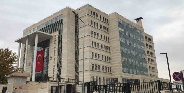 Oğlunu ve gelinini vuran baba yakalandı
