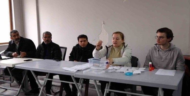 Konteynır çarşı kuraları çekildi
