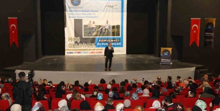 İpekyolu Belediyesinden ‘Aile Bilinci’ semineri
