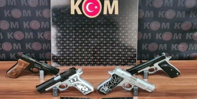 Otomobil stepnesinde tabanca ele geçirildi