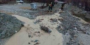 Erzincan’da sağanak sonrası su taşkını oluştu
