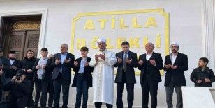 Pasinler Belediye Başkanı’nın kazada hayatını kaybeden yeğeni Atilla Dölekli için yaptırılan caminin açılışı gerçekleştirildi
