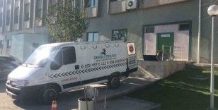Sağlık ocağının kapısında öldü
