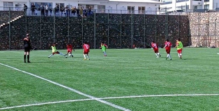 Elazığ’da Küçükler Futbol Şampiyonası başladı
