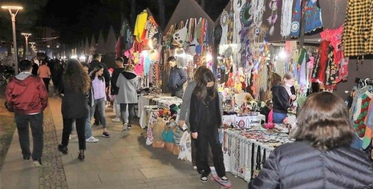 Antalya Büyükşehir Belediyesi Ramazan Çarşısı kuruyor
