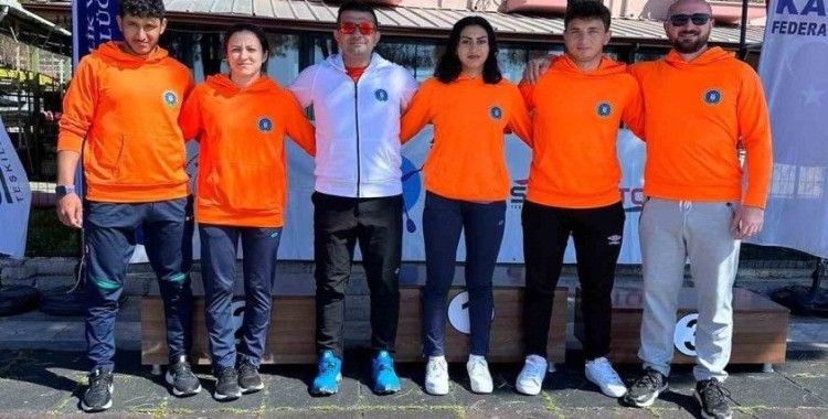 Kanoda en iyiler yine Bursa Büyükşehir Belediyespor’dan
