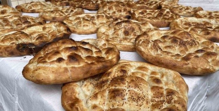Denizli de Ramazan pidesi 3 ayrı fiyattan satılacak
