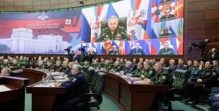 Rusya Savunma Bakanı Şoygu, ABD'ye ait İHA'nın düşmesine neden olan pilotlara cesaret nişanı verdi