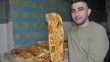 Kars’ta Ramazan pidesi tezgahlarda yerini aldı
