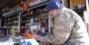 X kuşağının popüler ürünleri demode olunca, şark köşelerine süs oluyor
