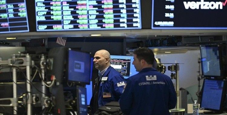 New York borsası Fed'in faiz artırımının ardından düşüşle kapandı