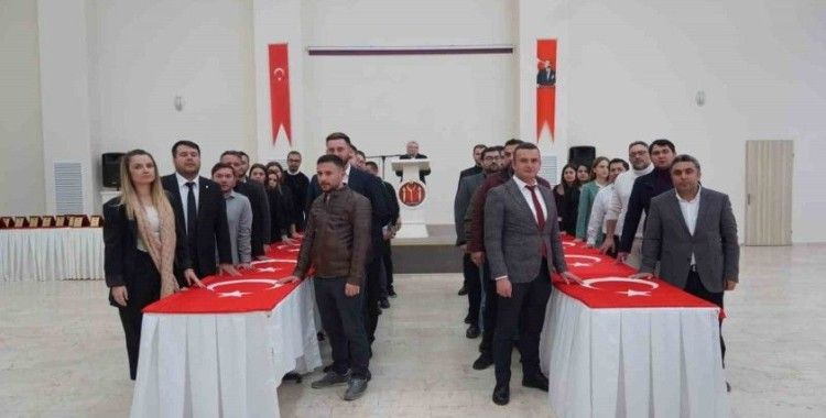 Kadroya geçen memurlar yemin etti
