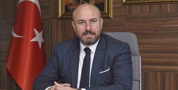 Tekkeköy Belediyesi iftar ve sahur yemekleriyle afet bölgesinde
