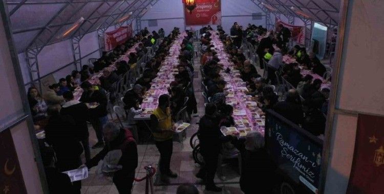 Bilecik’te 2 bin kişi aynı sofrada buluştu
