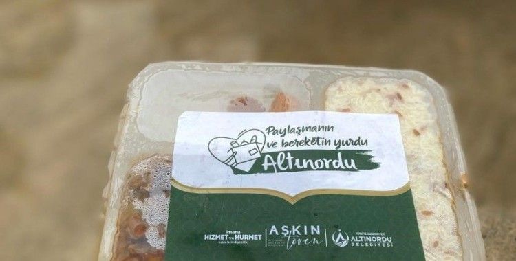 Altınordu Belediyesi’nden iftar yemeği ikramı
