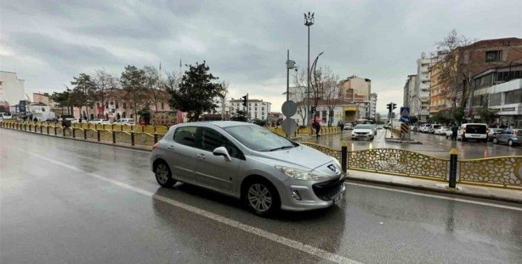 Elazığ’da sağanak yağış etkili oldu
