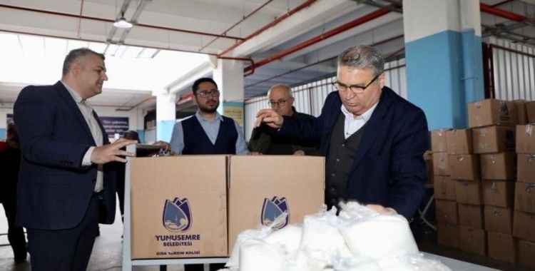 Yunusemre’de erzak kolileri hazır