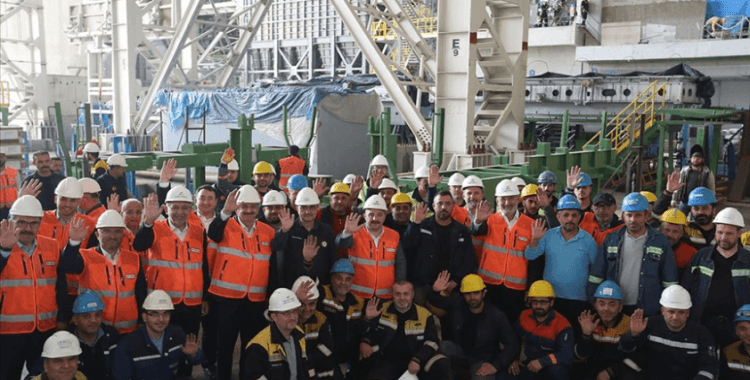 Bakanlar Varank ve Dönmez, İskenderun'da bazı sanayi tesislerini inceledi