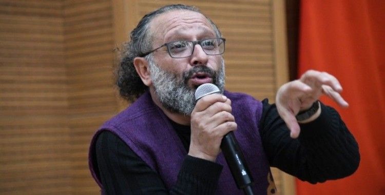 Sinan Yağmur, “Türkiye’nin diğer bölgelerinde yaşayan herkesin sizin adınıza gözlerinden yaş akıyor”
