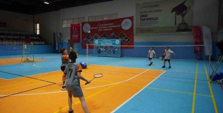 Afyonkarahisar’da Badminton müsabakaları sona erdi
