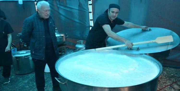 Lapseki Belediyesi deprem bölgesinde vereceği iftar hazırlıklarına başladı
