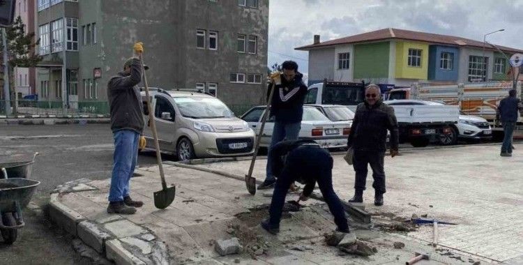 Selim Belediyesi yol çalışmalarına başladı
