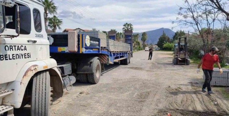 Ortaca’da yollar yenileniyor
