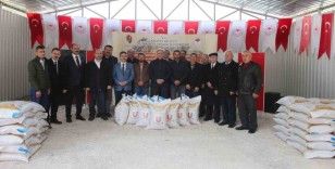 Amasyalı çiftçilere kurak alanların kazandırılması için nohut tohumu desteği
