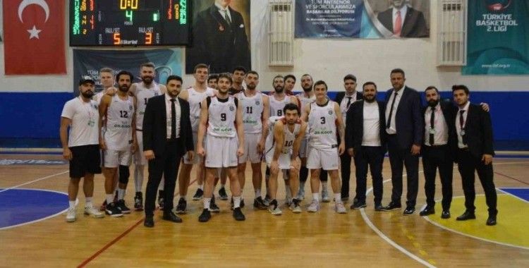 Potanın efeleri kendi evinde galip geldi
