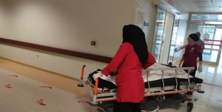 Siirt'te otomobil ile motosiklet çarpıştı: 2 yaralı