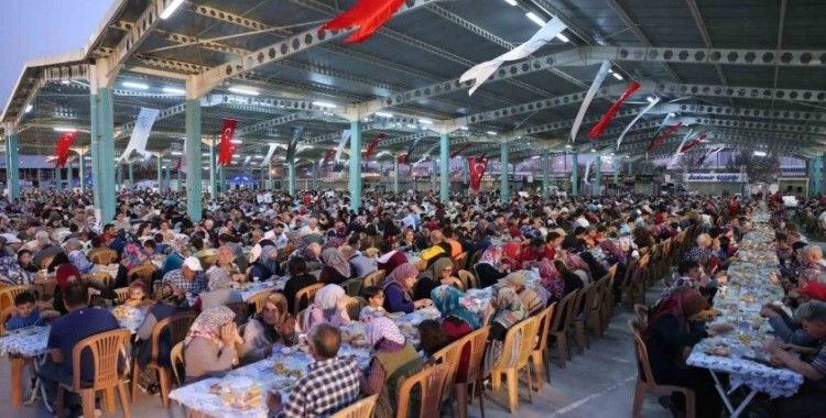 Merkezefendi Belediyesi, ilk iftarı sofrasını İlbade Mahallesi’nde kuruyor
