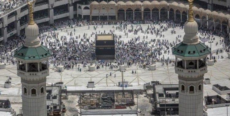 Suudi Arabistan’dan umre kısıtlaması