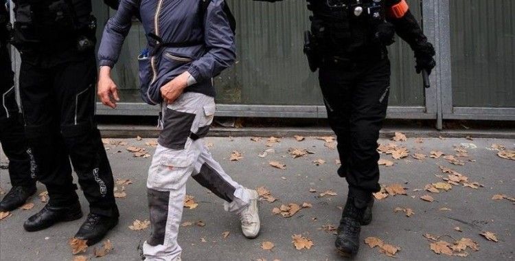 Fransa'da yapay su havzalarına karşı çıkan çevreci topluluğun fesih prosedürü başlatıldı