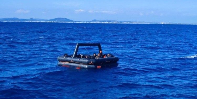Ayvalık’ta 37 göçmen yakalandı