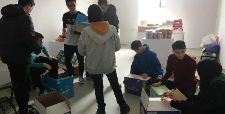 İhtiyaç sahibi 16 aileye yardım kolisi dağıttılar
